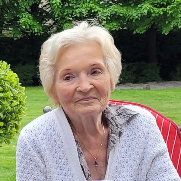 Mariette Andries